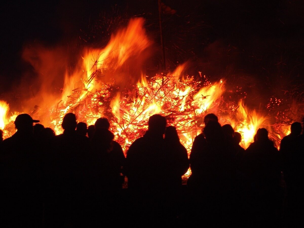 osterfeuer-harz.jpg